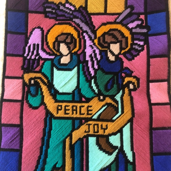 Beautiful Vibrant Handstitched Christmas Tapestry - 14x18 - Picture 2 of 8